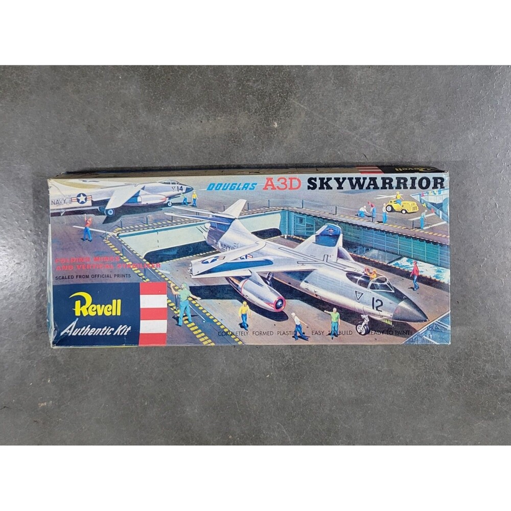 Revell Douglas A3D Skywarrior 1:83 Scale